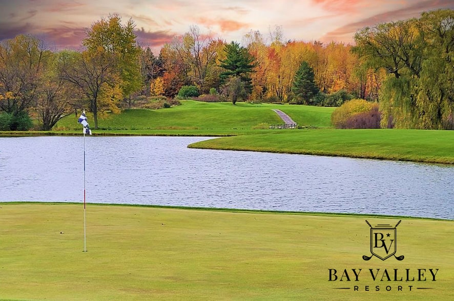 One Night's Lodging and 2 Rounds of Golf with Cart